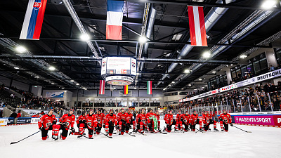 cp H GER AUT DCup25 299k X5